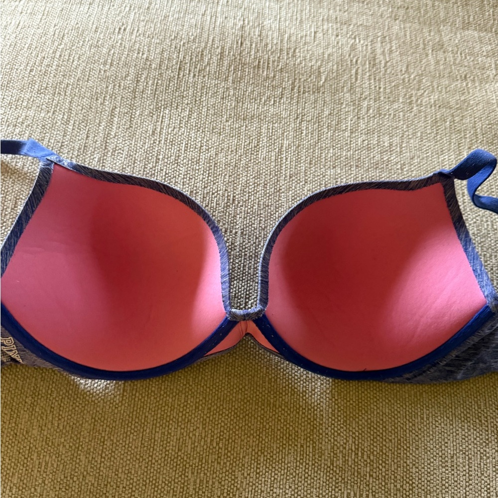 VS PINK Blue Women's push up bra - Picture 2 of 5